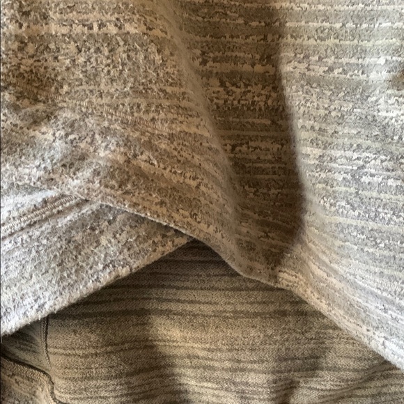 Lululemon Close to Crossing long sleeve Rulu top with tulip hem - Picture 3 of 9